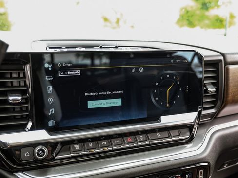 Used 2024 Chevrolet Silverado 2500 High Country w/ High Country Premium Package image 40