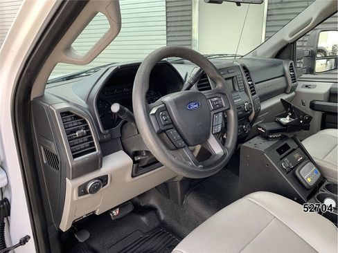 Used 2018 Ford F250 XL w/ Power Equipment Group RWD image 25