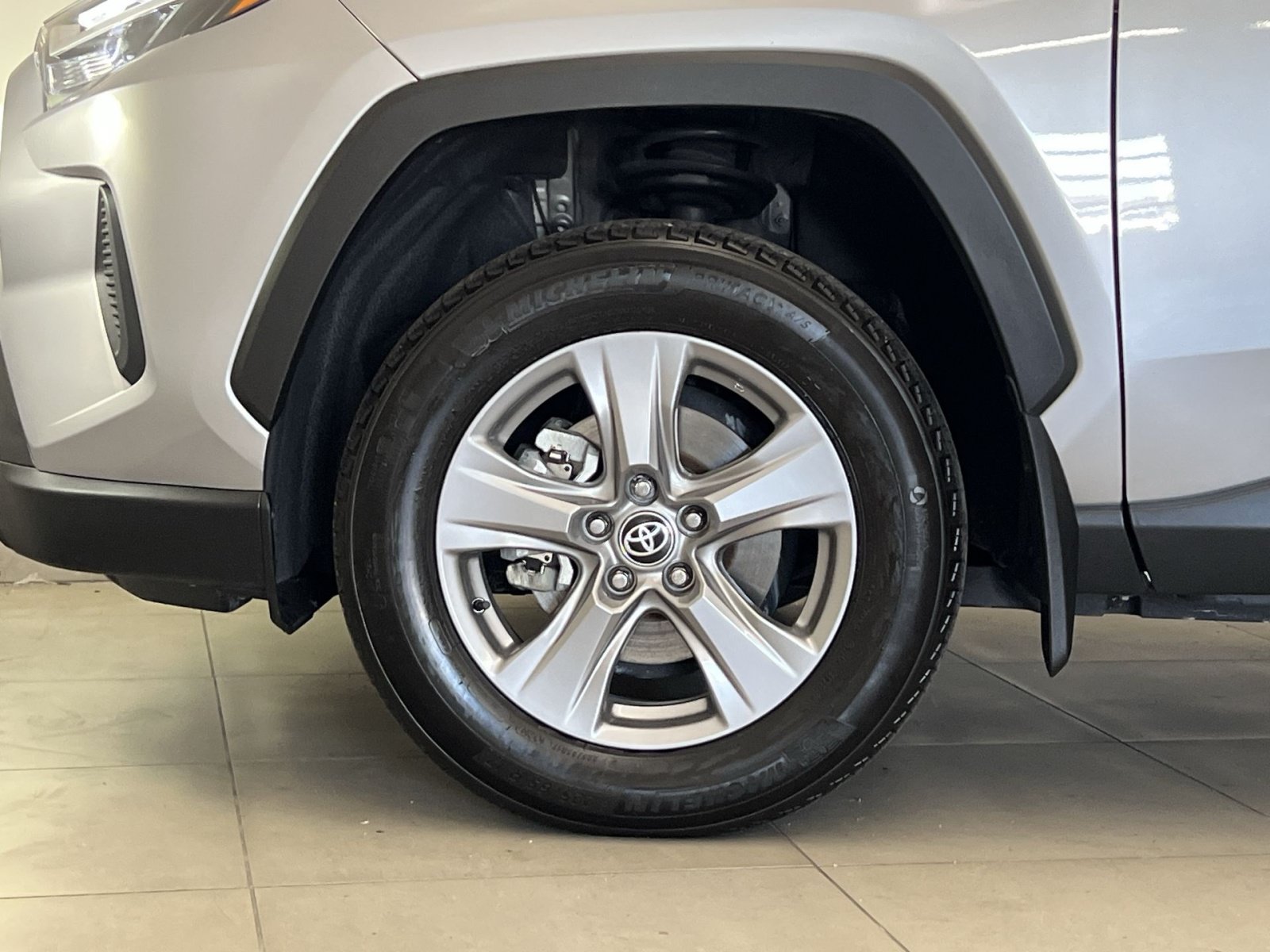 Used 2023 Toyota RAV4 XLE w/ Convenience Package AWD/4WD image 11