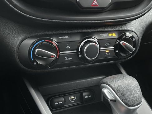 Used 2023 Kia Soul LX w/ Option Group 015 image 19