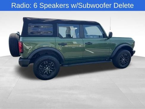 Used 2023 Ford Bronco 4-Door AWD/4WD image 3