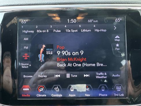 Used 2020 Jeep Grand Cherokee Limited image 28