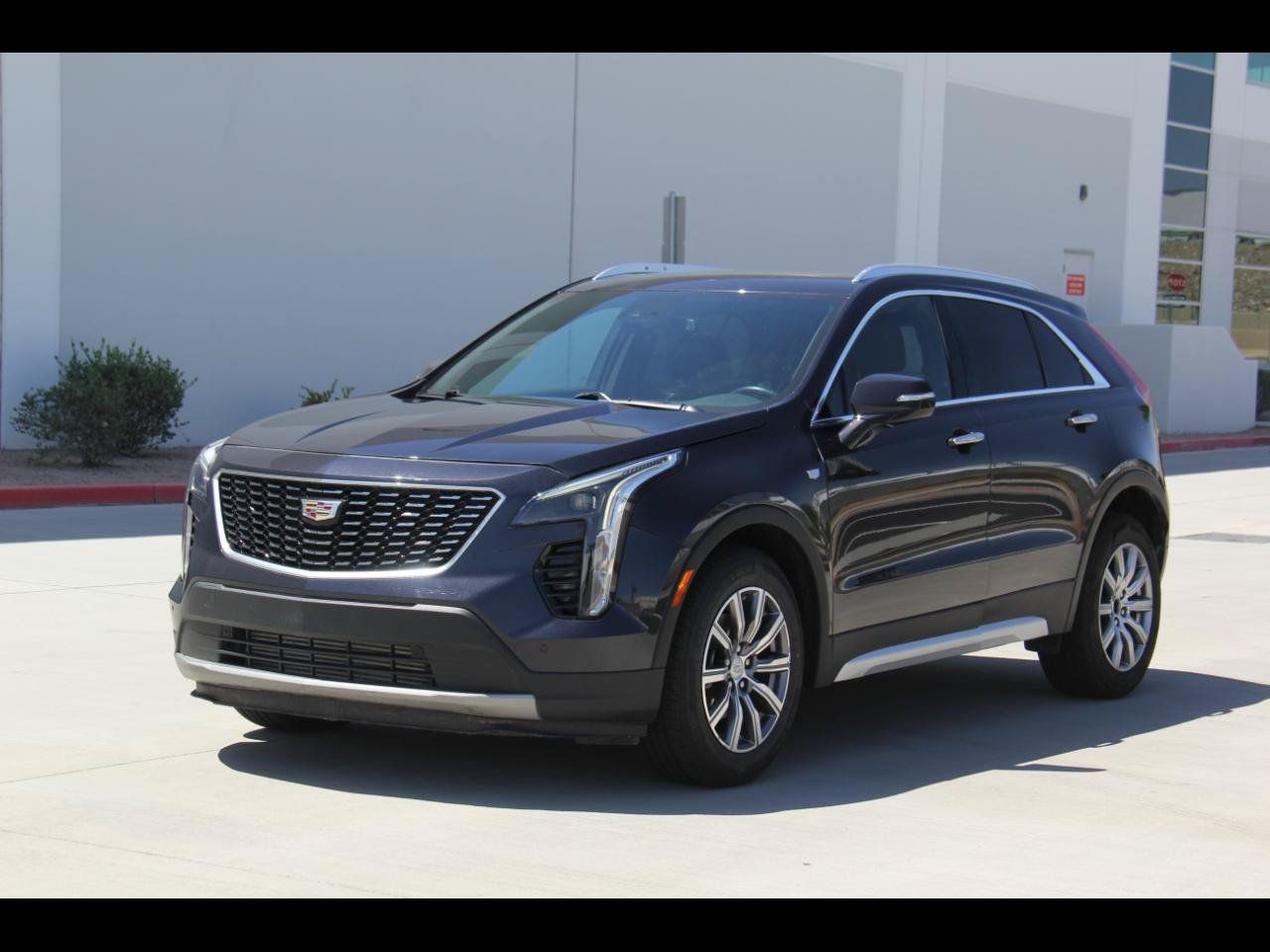 Used 2022 Cadillac XT4 Premium Luxury w/ Driver Awareness Package FWD image 1