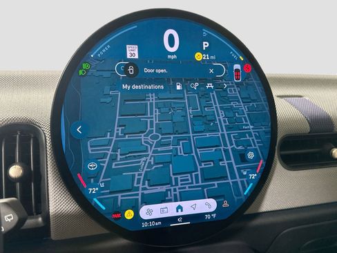 Used 2025 MINI Cooper 2-Door Hardtop image 13