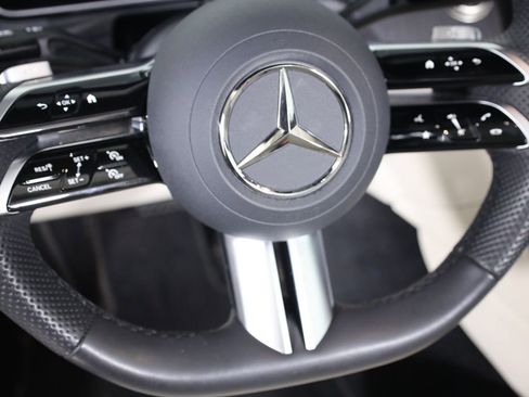 Used 2025 Mercedes-Benz CLE 450 4MATIC Cabriolet image 50