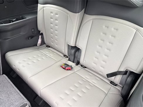 New 2026 Kia EV9 Wind image 17