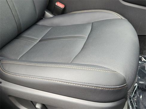 New 2025 MAZDA CX-70 Plug-In Hybrid w/ Premium Pkg image 17