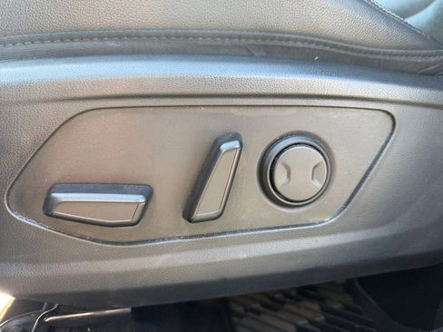 Used 2023 Hyundai Tucson Limited image 14