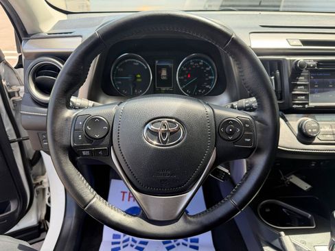 Used 2016 Toyota RAV4 XLE AWD/4WD image 11