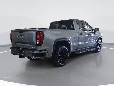 Used 2025 GMC Sierra 1500 Elevation AWD/4WD image 3