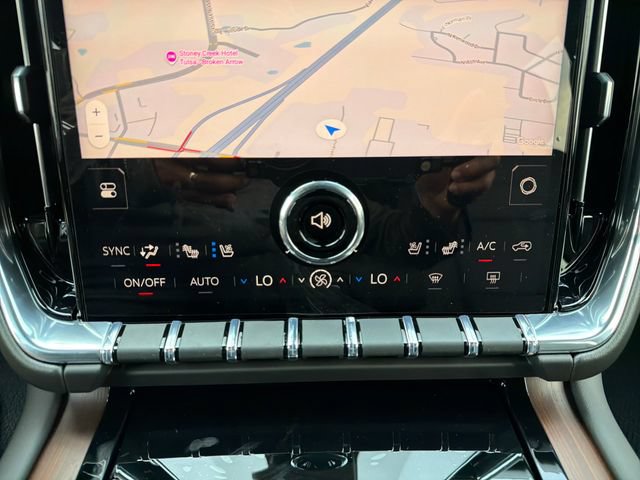 New 2026 GMC Yukon Denali w/ Denali Reserve Package AWD/4WD image 14