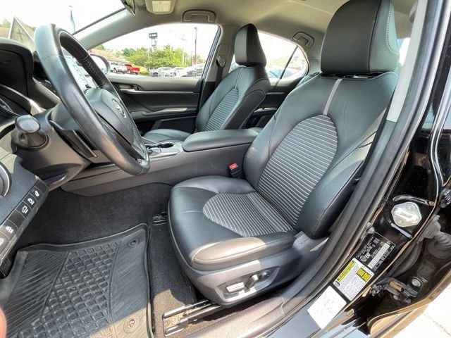 Used 2024 Toyota Camry SE FWD image 10