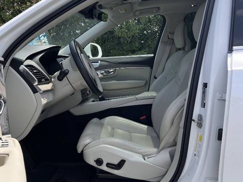 Used 2021 Volvo XC90 T6 Inscription AWD/4WD image 17