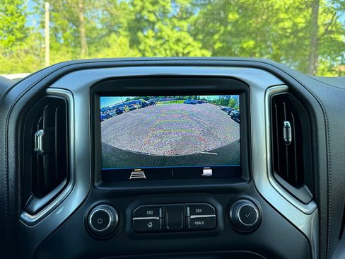 Certified 2022 Chevrolet Silverado 1500 LT Trail Boss w/ Safety Package AWD/4WD image 30