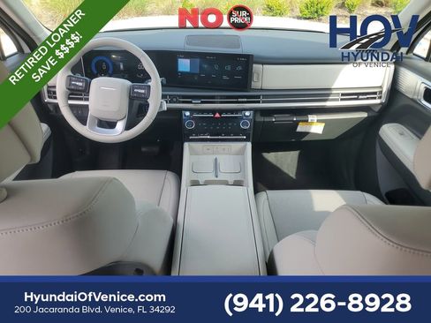 Used 2026 Hyundai Santa Fe SEL FWD image 16