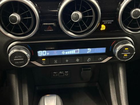 Used 2023 Nissan Sentra SR w/ Midnight Edition Package image 34