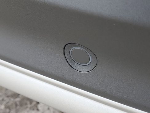 New 2026 Lincoln Corsair Premiere image 6