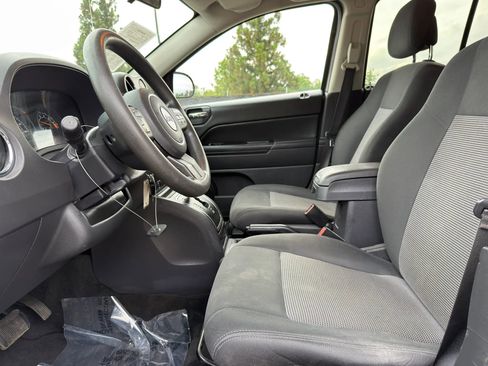 Used 2014 Jeep Compass Sport w/ Power Value Group AWD/4WD image 2