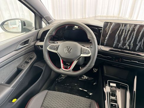 New 2026 Volkswagen Golf SE image 28