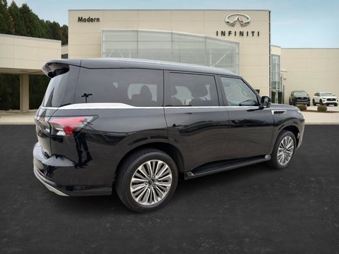 Certified 2025 INFINITI QX80 Sensory image 5
