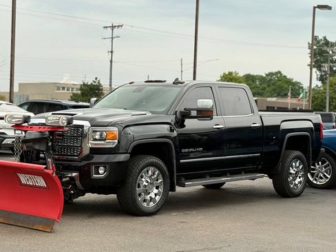 Used 2018 GMC Sierra 2500 Denali AWD/4WD image 41