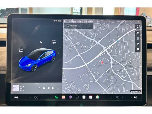 Used 2017 Tesla Model 3 Long Range image 31