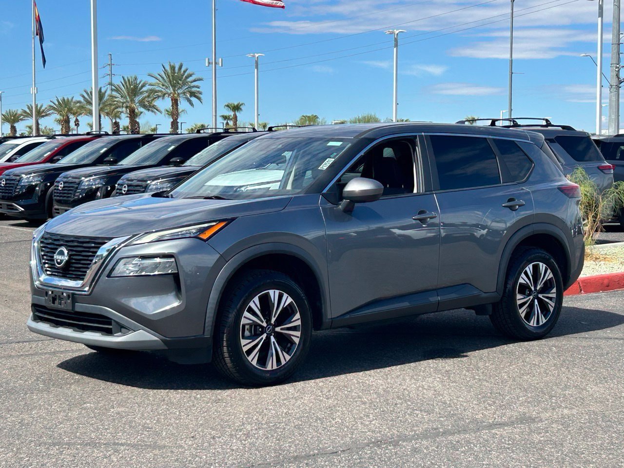 Certified 2023 Nissan Rogue SV FWD image 2