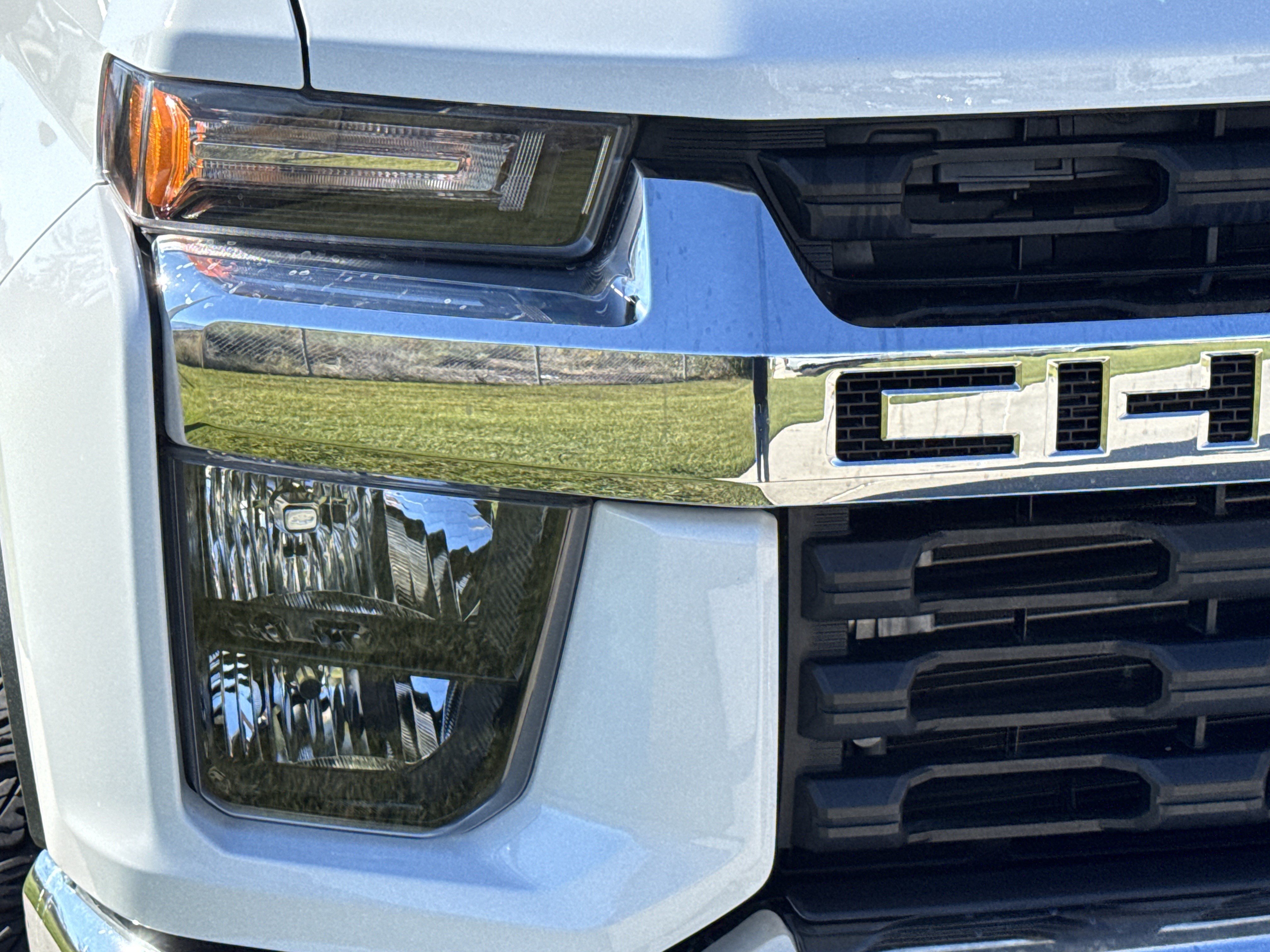 Used 2022 Chevrolet Silverado 3500 LT AWD/4WD image 10