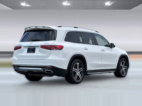 Used 2022 Mercedes-Benz GLS 450 4MATIC image 9