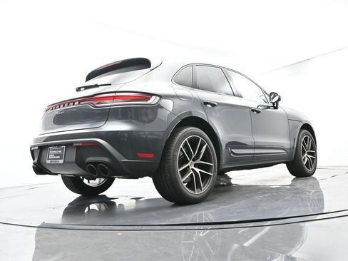 Certified 2023 Porsche Macan AWD/4WD image 48