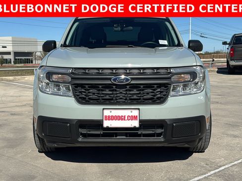 Used 2024 Ford Maverick XLT image 2