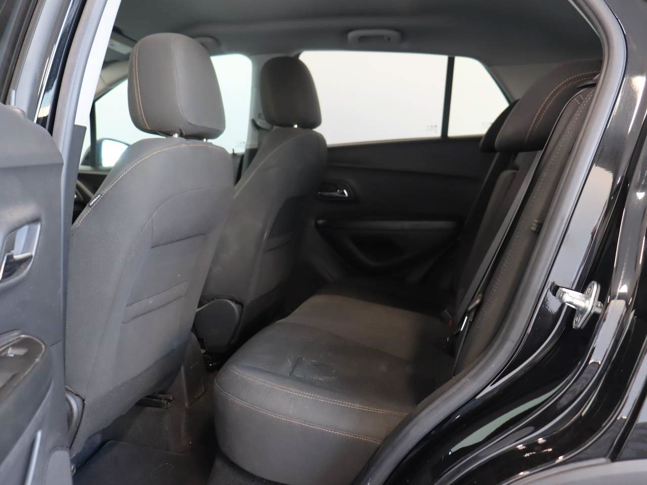Used 2022 Chevrolet Trax LS w/ Tint and Cruise Package FWD image 14