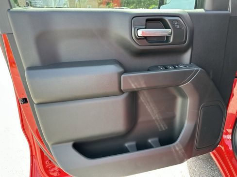 New 2025 Chevrolet Silverado 1500 Custom image 24