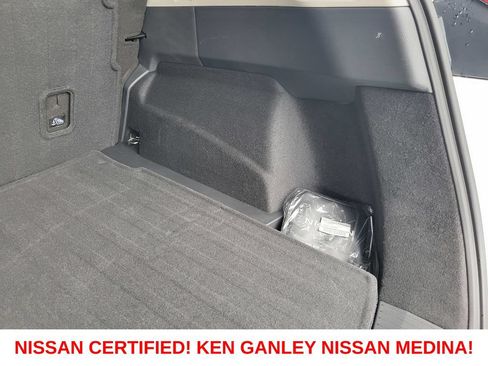 Certified 2026 Nissan Rogue SV AWD/4WD image 42