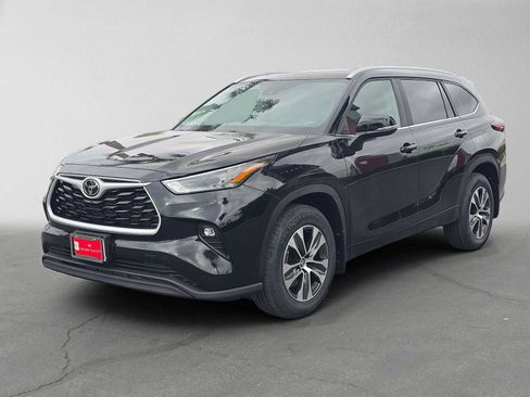 Used 2026 Toyota Highlander XLE AWD/4WD image 7