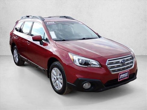 Used 2017 Subaru Outback 2.5i Premium AWD/4WD image 6