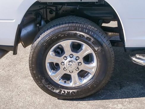 Used 2024 RAM 2500 Big Horn w/ Bed Utility Group image 6