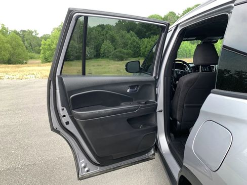 Used 2022 Honda Pilot Sport image 25