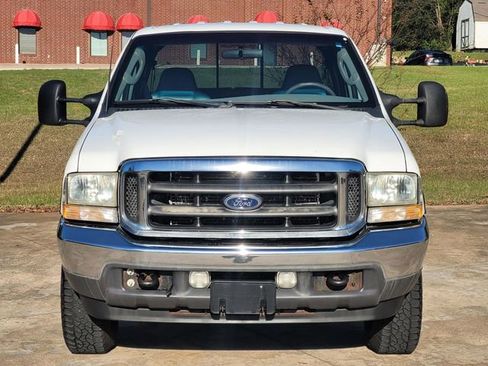 Used 2003 Ford F350 Lariat image 2