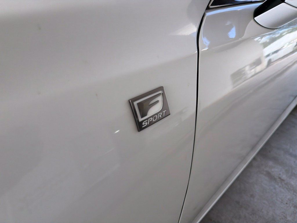 Used 2024 Lexus ES 350 F Sport w/ Accessory Package (Z2) FWD image 15