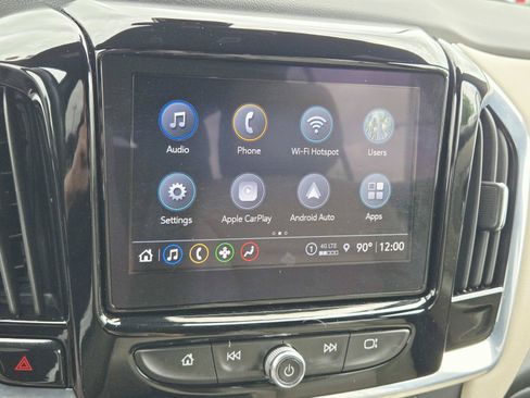Used 2022 Chevrolet Traverse LT w/ LPO, Floor Liner Package FWD image 29