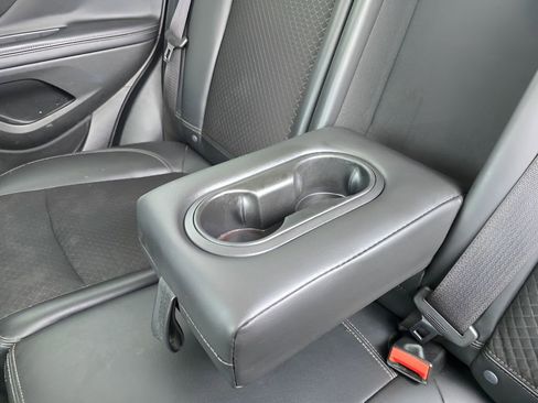 Used 2018 Buick Encore Preferred image 28