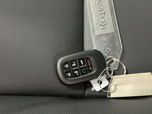 Certified 2026 Honda Odyssey EX-L image 32