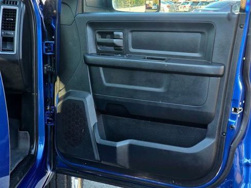 Used 2014 RAM 2500 Tradesman w/ Chrome Appearance Group image 25