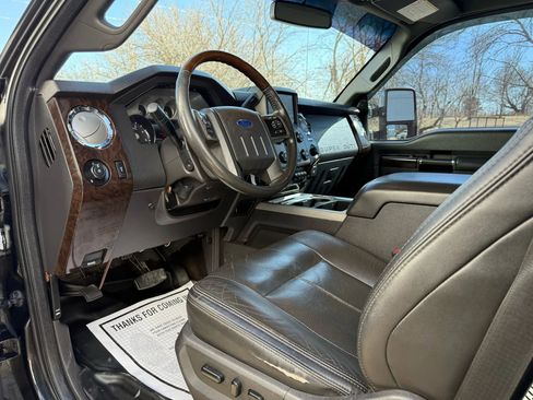 Used 2015 Ford F250 Platinum w/ Snow Plow Prep Package image 9