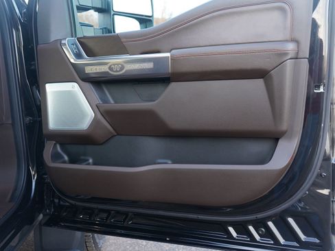 Used 2024 Ford F450 King Ranch w/ Chrome Package image 9