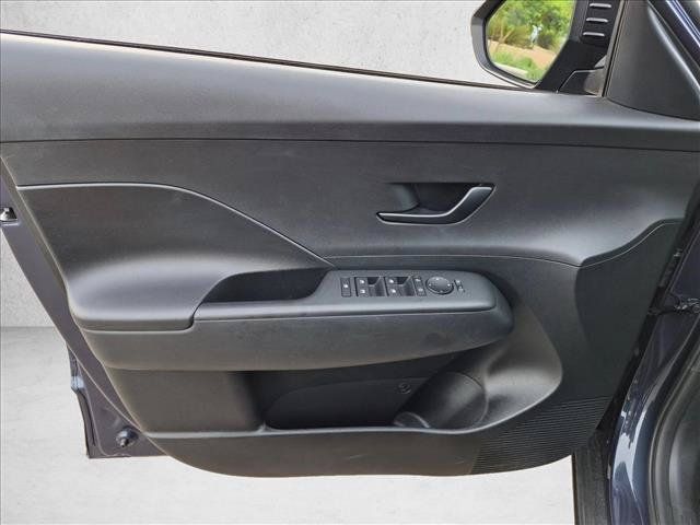Used 2026 Hyundai Kona SEL Sport FWD image 10
