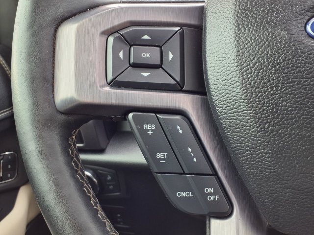 Used 2018 Ford Expedition Platinum RWD image 18