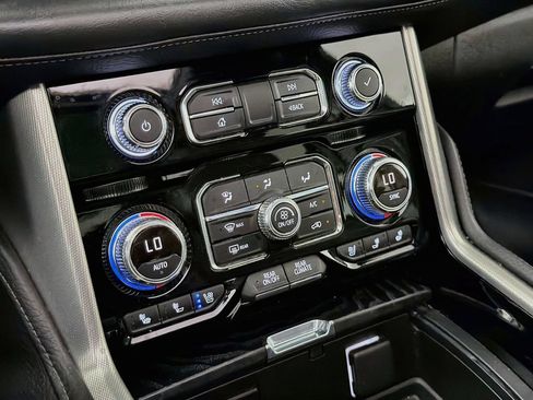 Used 2022 GMC Yukon Denali w/ Max Trailering Package AWD/4WD image 21