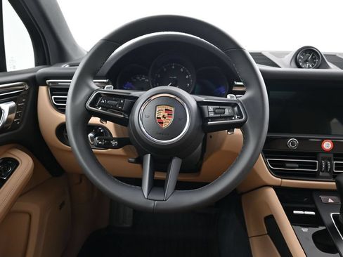New 2026 Porsche Macan AWD/4WD image 13